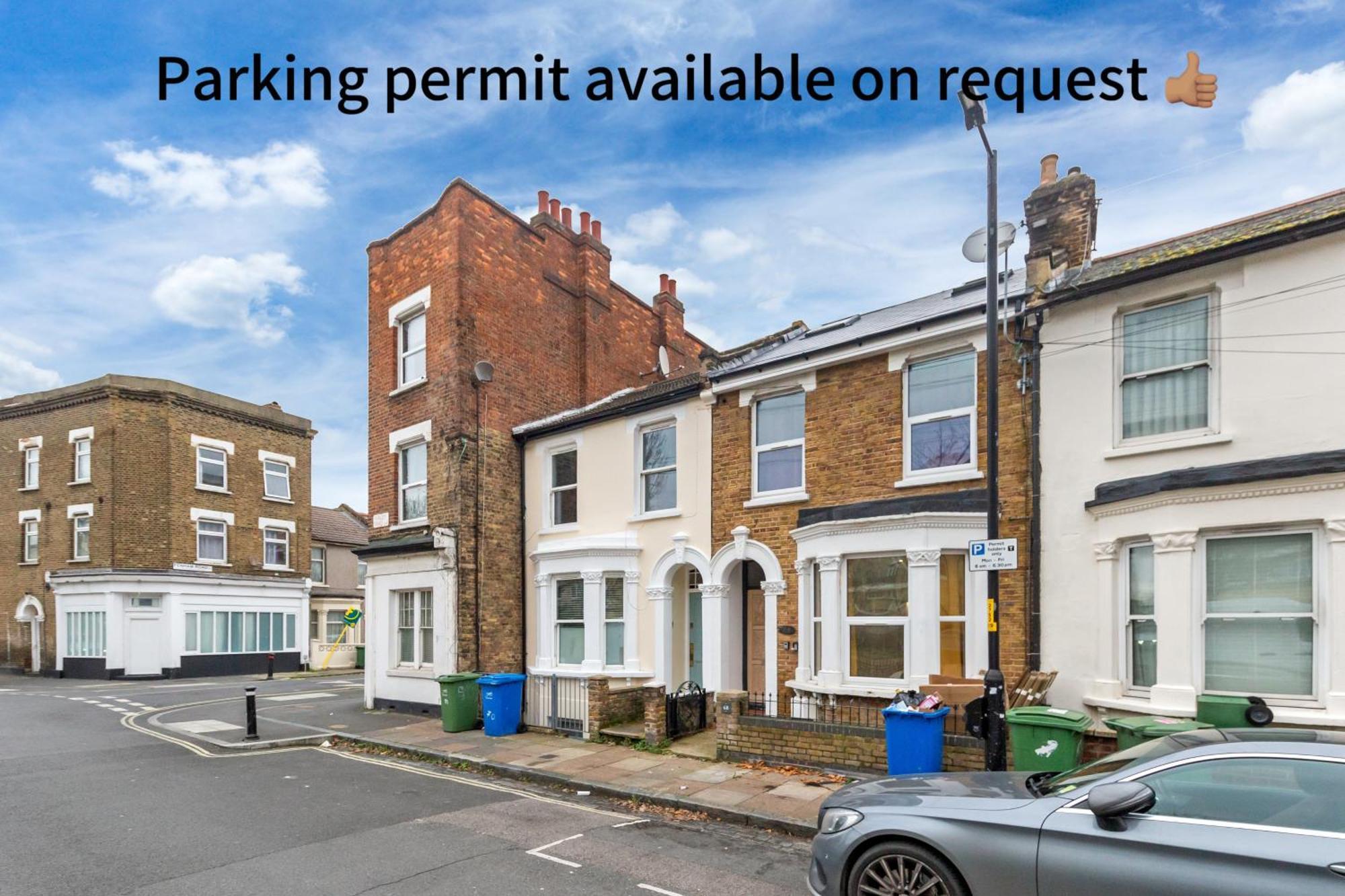 Apartment Immaculate 2-bed Flat Near London, With Garden & Parking Available- Save On Long Stays! Instant Book! London